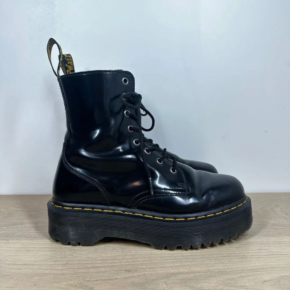 Dr. Martens Jadon Boots Men 7 Women 8 Black Patent Leather Platform Combat
